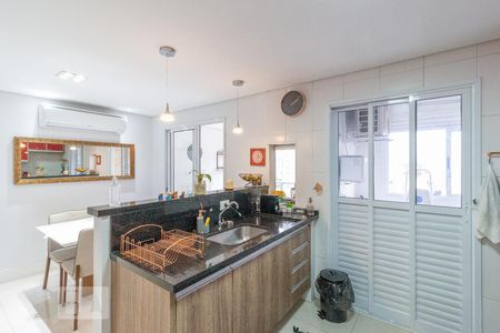 Apartamento à venda com 68m², 2 quartos e 2 vagas Apartamento à venda com 68m², 2 quartos e 2 vagasCozinha