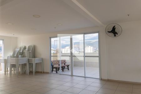 Apartamento para alugar com 70m², 2 quartos e 1 vagaÁrea comum - Salão de festas