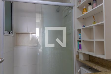 Apartamento para alugar com 70m², 2 quartos e 1 vagaBanheiro da Suíte