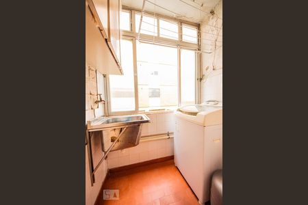 Lavanderia  de apartamento à venda com 2 quartos, 74m² em Floresta, Porto Alegre