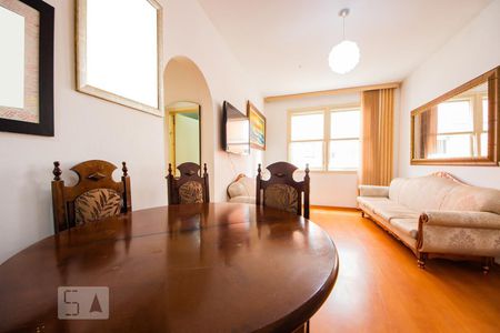 Apartamento à venda com 74m², 2 quartos e 1 vagaSala 