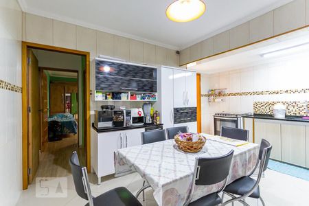 Cozinha de casa à venda com 2 quartos, 137m² em Vila Campo Grande, São Paulo