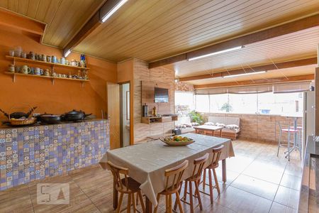 Casa à venda com 137m², 2 quartos e 2 vagasChurrasqueira