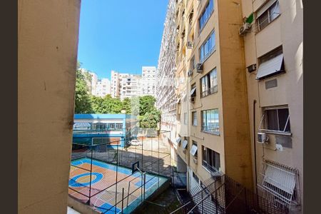 Sala vista  de apartamento à venda com 2 quartos, 82m² em Copacabana, Rio de Janeiro