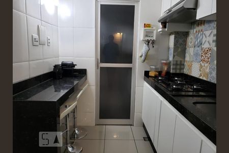 Cozinha de apartamento à venda com 2 quartos, 49m² em Pampulha, Belo Horizonte