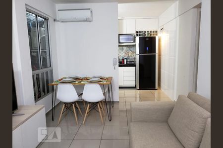 Sala  de apartamento à venda com 2 quartos, 49m² em Pampulha, Belo Horizonte