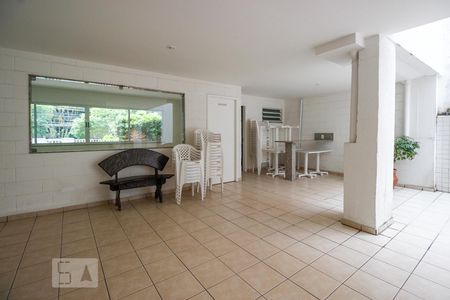 Apartamento à venda com 194m², 3 quartos e 3 vagasÁrea comum - Salão de festas
