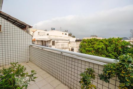 Apartamento à venda com 194m², 3 quartos e 3 vagasVaranda da Suíte 1