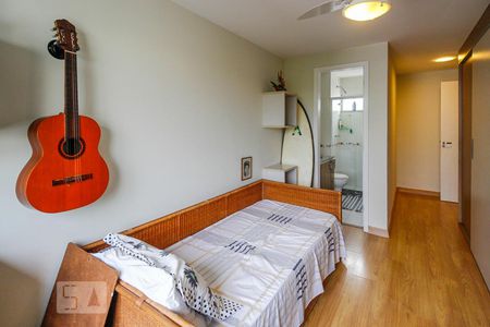Apartamento à venda com 194m², 3 quartos e 3 vagasSuíte 2