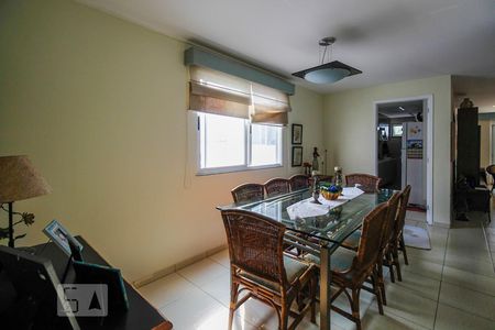 Apartamento à venda com 194m², 3 quartos e 3 vagasSala de Jantar