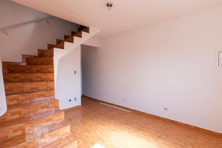 Sala de casa para alugar com 2 quartos, 60m² em Americanópolis, São Paulo