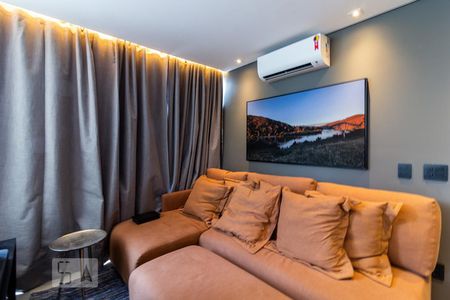 Apartamento à venda com 75m², 1 quarto e 1 vagaSala