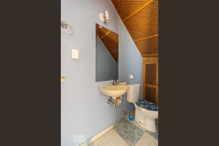 Banheiro de apartamento para alugar com 1 quarto, 50m² em Brooklin Paulista, São Paulo