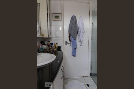 Apartamento à venda com 130m², 3 quartos e 1 vagaBanheiro da Suíte