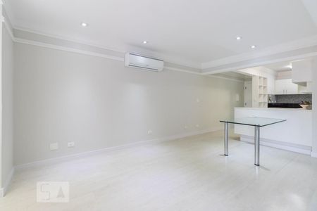 Sala de apartamento à venda com 2 quartos, 110m² em Itaim Bibi, São Paulo