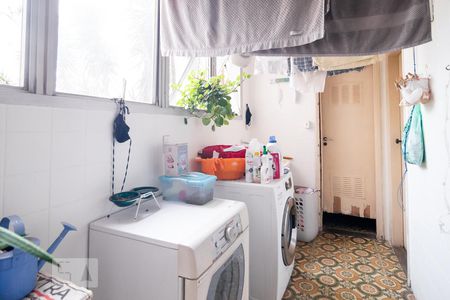 Apartamento à venda com 180m², 4 quartos e 1 vagaÁrea de Serviço