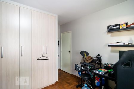 Apartamento à venda com 180m², 4 quartos e 1 vagaQuarto 3