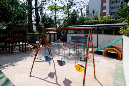 Apartamento à venda com 180m², 4 quartos e 1 vagaPlayground