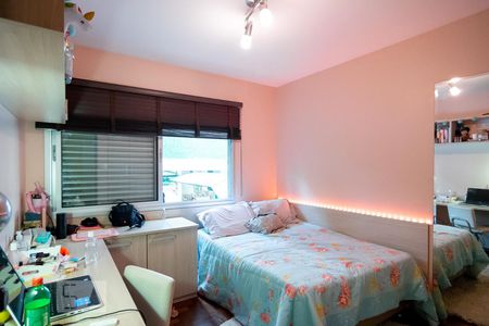 Apartamento à venda com 180m², 4 quartos e 1 vagaQuarto 2