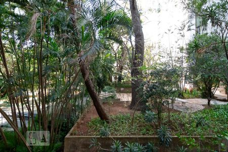 Sala - Vista de apartamento à venda com 4 quartos, 180m² em Santo Amaro, São Paulo