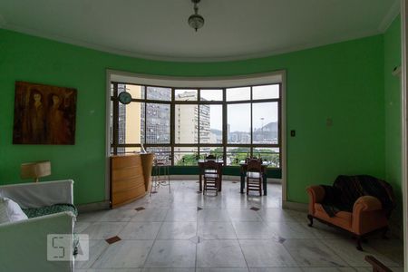 Apartamento à venda com 400m², 4 quartos e 1 vagaSala de Estar