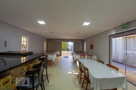 Apartamento à venda com 73m², 3 quartos e sem vagaÁrea comum - Salão de festas