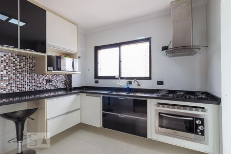 Apartamento à venda com 136m², 3 quartos e 3 vagasCozinha