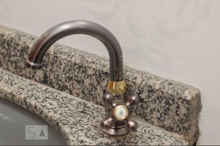 Apartamento à venda com 136m², 3 quartos e 3 vagasLavabo Torneira