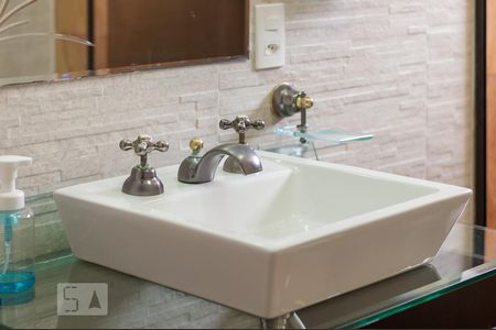 Apartamento à venda com 136m², 3 quartos e 3 vagasBanheiro da Suíte Detalhe 