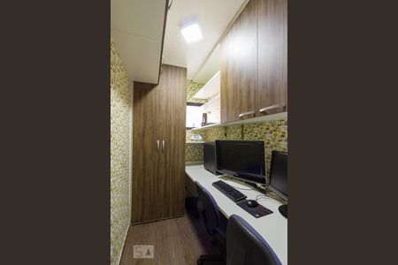 Apartamento à venda com 136m², 3 quartos e 3 vagasEscritório