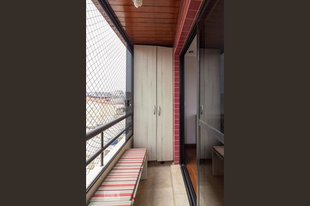 Apartamento à venda com 136m², 3 quartos e 3 vagasVaranda 2