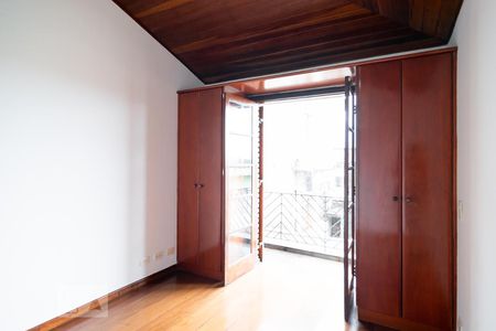 Casa para alugar com 286m², 3 quartos e 4 vagasSuíte 2