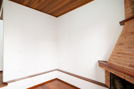 Sala Lareira  de casa à venda com 3 quartos, 286m² em Vila Constancia, São Paulo