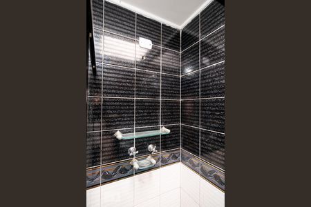 Casa para alugar com 286m², 3 quartos e 4 vagasBanheiro Suíte 1