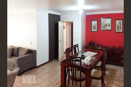 Apartamento para alugar com 110m², 3 quartos e 1 vagaSala