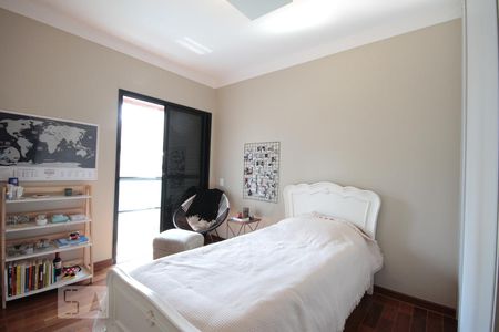 Apartamento à venda com 114m², 3 quartos e 3 vagasQuarto 2