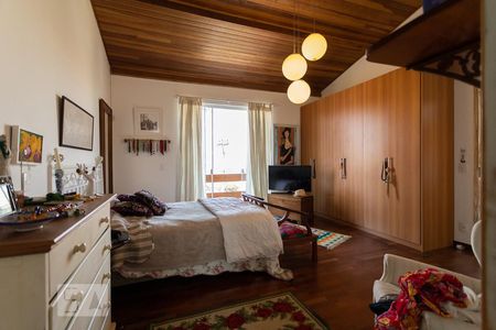 Casa para alugar com 199m², 3 quartos e 1 vaga Casa para alugar com 199m², 3 quartos e 1 vagaQuarto - Suite 2