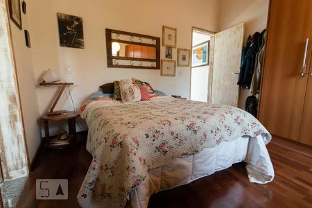 Casa para alugar com 199m², 3 quartos e 1 vaga Casa para alugar com 199m², 3 quartos e 1 vagaQuarto - Suite 1