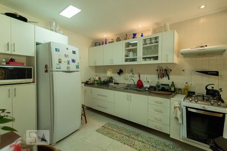 Casa para alugar com 199m², 3 quartos e 1 vaga Casa para alugar com 199m², 3 quartos e 1 vagaCozinha