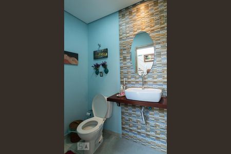 Casa para alugar com 199m², 3 quartos e 1 vaga Casa para alugar com 199m², 3 quartos e 1 vagaBanheiro
