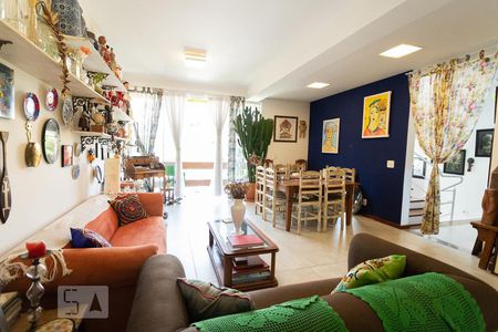 Sala de casa para alugar com 3 quartos, 199m² em Vila Romana, São Paulo
