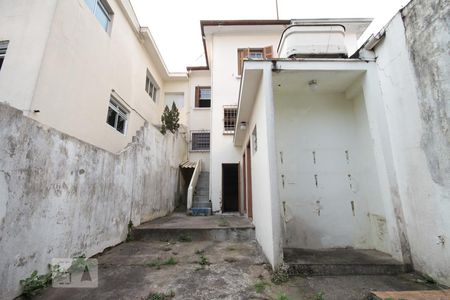 Casa à venda com 135m², 3 quartos e 1 vagaQuintal Fundos