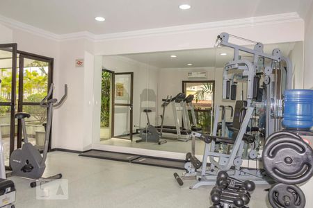 Apartamento à venda com 140m², 4 quartos e 3 vagasAcademia