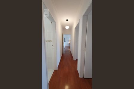 Corredor de apartamento para alugar com 3 quartos, 100m² em Alto da Lapa, São Paulo
