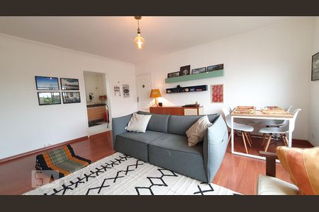 Sala  de apartamento à venda com 3 quartos, 100m² em Alto da Lapa, São Paulo