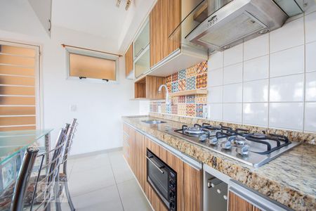 Cozinha  de apartamento para alugar com 3 quartos, 92m² em São Sebastião, Porto Alegre