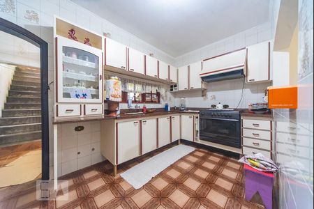 Casa à venda com 242m², 3 quartos e sem vagaCozinha 