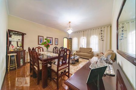 Sala de casa à venda com 3 quartos, 242m² em Vila Curuçá, Santo André