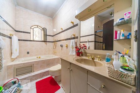 Casa à venda com 242m², 3 quartos e sem vagaBanheiro do Quarto 3