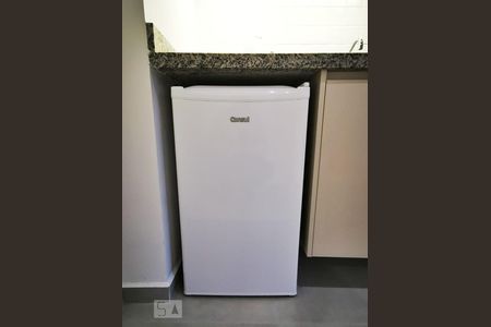 Studio à venda com 28m², 1 quarto e sem vaga Studio à venda com 28m², 1 quarto e sem vagaCozinha